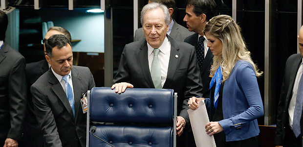 BRASILIA, DF, BRASIL, 25-08-2016, 09h00: Sessão para votação do julgamento final do processo de impeachment da presidente afastada Dilma Rousseff, no plenário do senado. O presidente do STF Ministro Ricardo Lewandowski preside a sessão. (Foto: Pedro Ladeira/Folhapress, PODER)