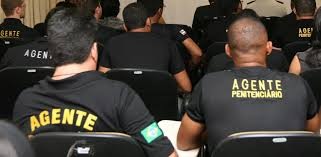 Resultado de imagem para agentes penitenciários rj