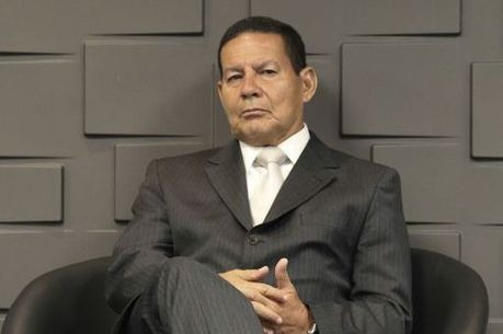 Resultado de imagem para MourÃ£o tem reuniÃ£o com Rodrigo Maia na tarde desta quarta-feira