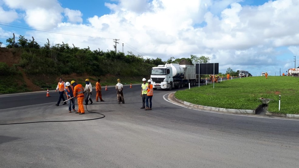 ServiÃ§os sÃ£o realizados em trechos da da BA-526 a partir desta segunda-feira (23), na Bahia (Foto: DivulgaÃ§Ã£o/Bahia Norte)