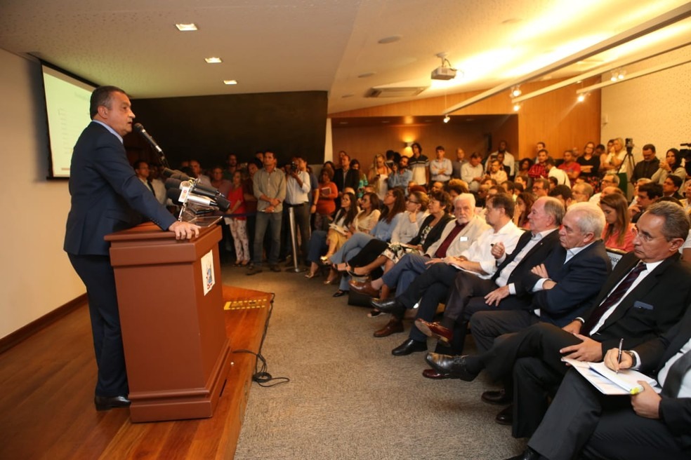 Rui Costa anuncia proposta de reforma administrativa com corte de mais de 800 cargos comissionados e extinÃ§Ã£o de Ã³rgÃ£os â?? Foto: Camila Souza/GOVBA