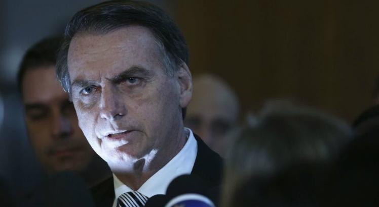 Resultado de imagem para Bolsonaro diz que sargento preso 'vai pagar um preÃ§o alto'