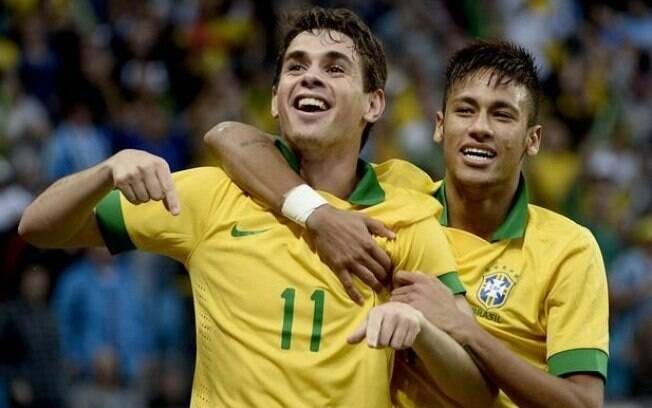 Resultado de imagem para Neymar e Oscar são os jogadores mais bem pagos do mundo