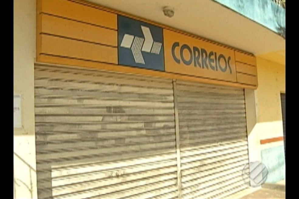 Agência dos correios é alvo de assaltantes em Santa Bárbara do Pará (Foto: Reprodução/TV Liberal)