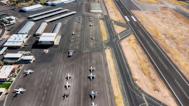 Resultado de imagem para Aeroportos foram arrematados com Ã¡gio mÃ©dio de 986%