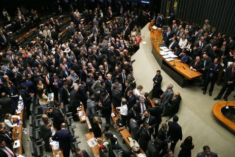 BrasÃ­lia - O deputado Rodrigo Maia Ã© reeleito para a presidÃªncia da CÃ¢mara dos Deputados (FÃ¡bio Rodrigues Pozzebom/AgÃªncia Brasil)