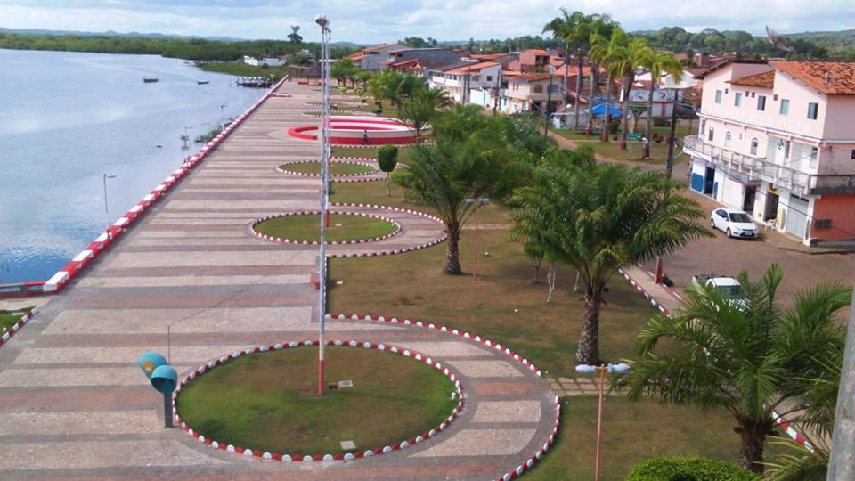 Resultado de imagem para fotos da cidade de taperoá na bahia