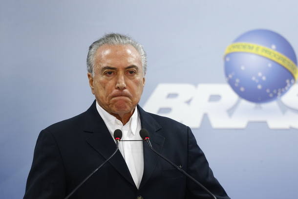 Resultado de imagem para Temer reúne ministros para avaliar se revoga decreto que convocou Forças Armadas