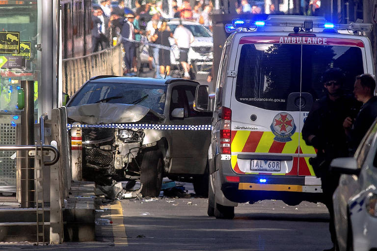 Carro usado em ataque à Flinders Street, em Melbourne, na Austrália