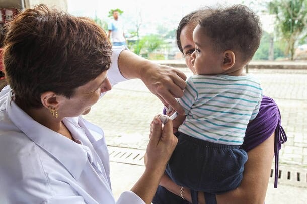 Resultado de imagem para VacinaÃ§Ã£o atinge 51% do esperado no Brasil