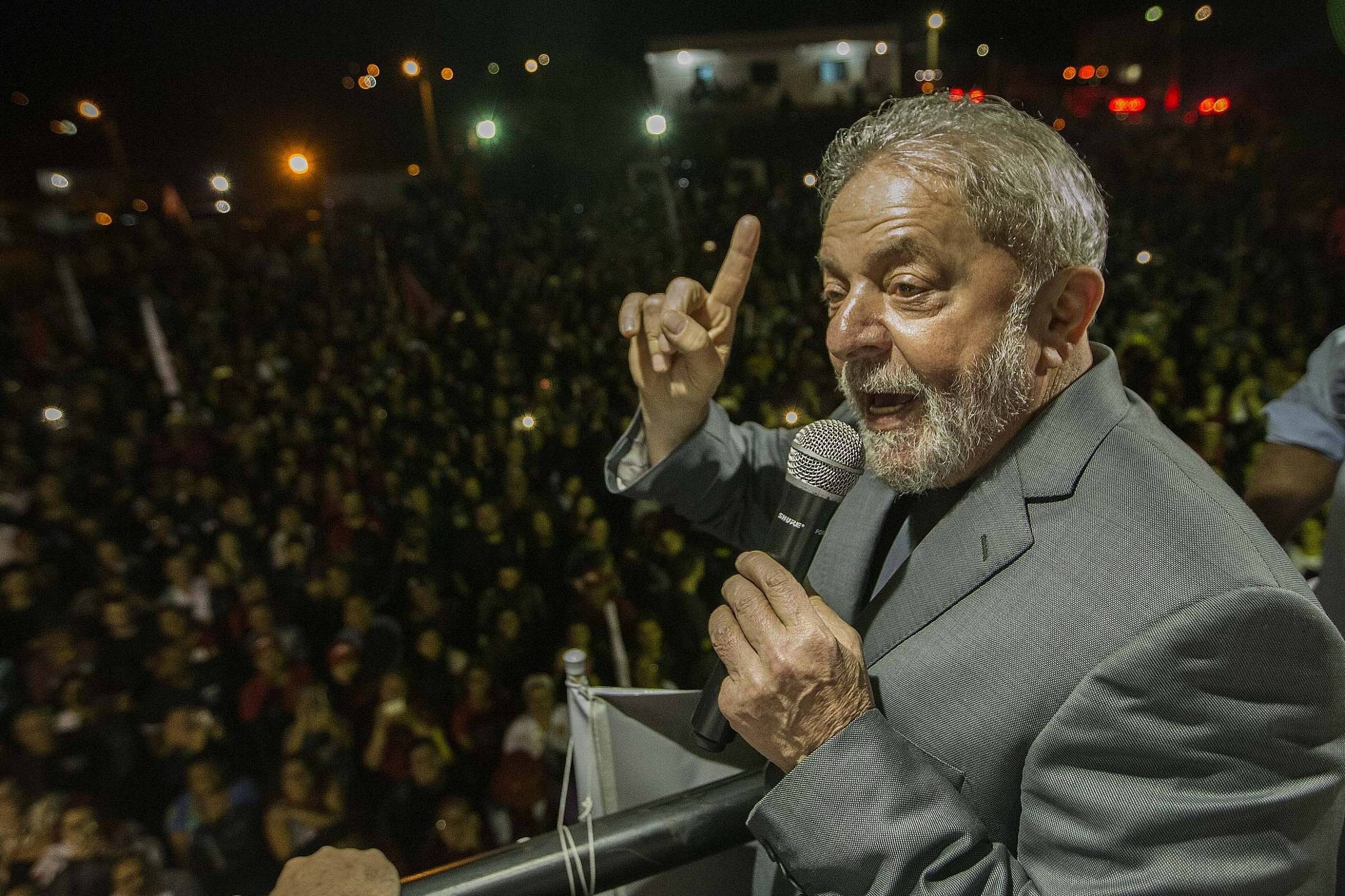 Resultado de imagem para ApÃ³s derrota, PT quer reforÃ§ar campanha pela libertaÃ§Ã£o de Lula