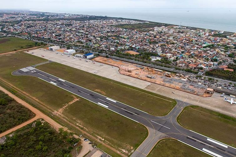 Aeroporto de MacaÃ©