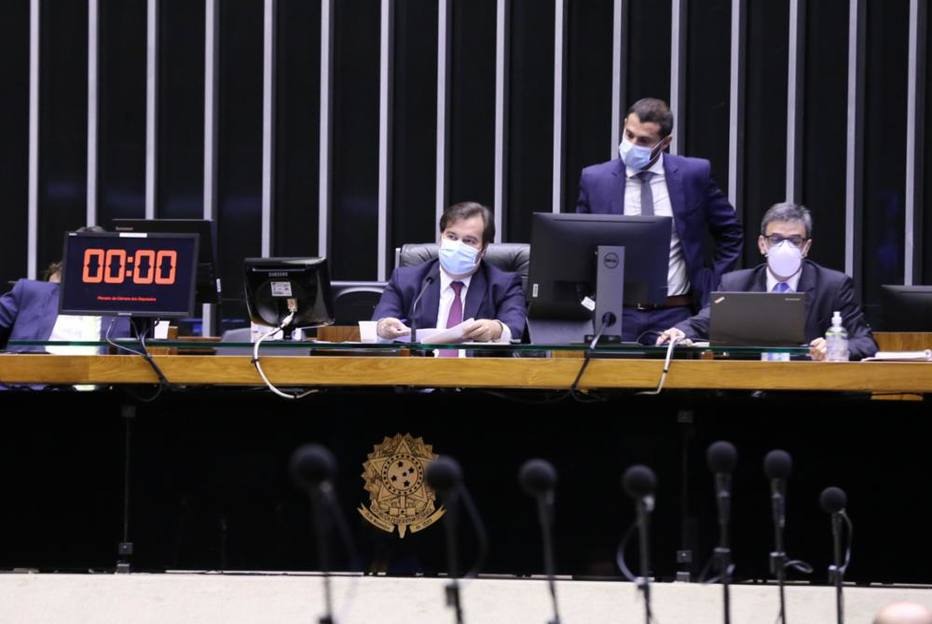 O presidente da Câmara, Rodrigo Maia, durante sessão no plenário.