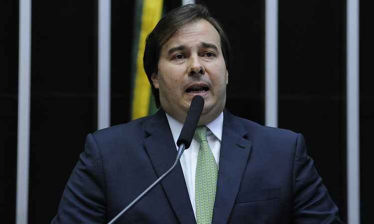 Resultado de imagem para Maia diz que vai 'trabalhar' por votos na Previdência após aprovar reforma trabalhista