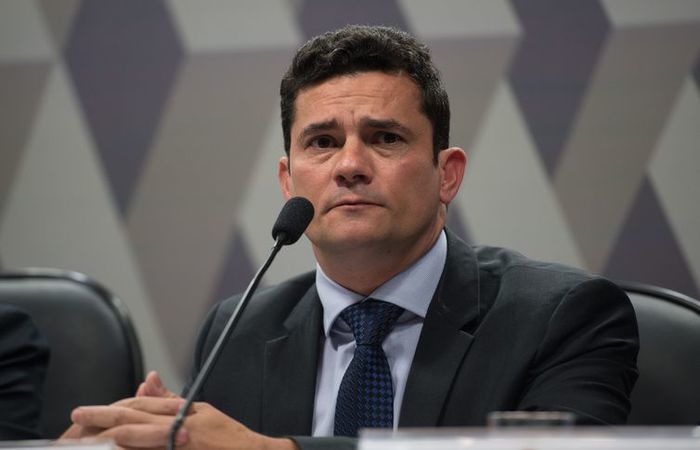 Resultado de imagem para CÃ¢mara impÃµe condiÃ§Ãµes para votar pacote de Moro