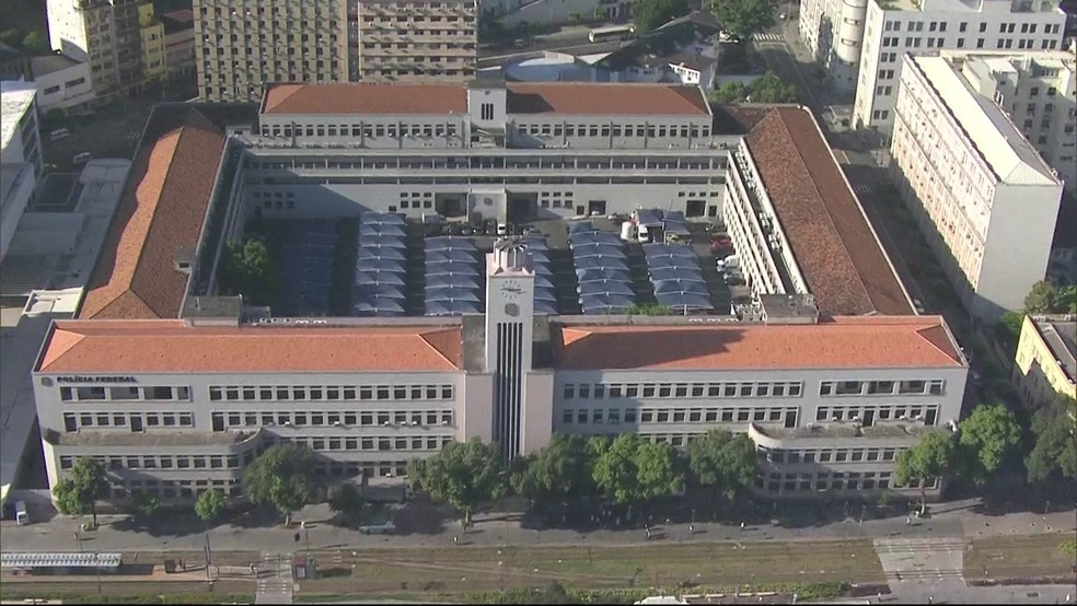 Sede da SuperintendÃªncia da PolÃ­cia Federal no Rio, na PraÃ§a MauÃ¡ â?? Foto: ReproduÃ§Ã£o/TV Globo