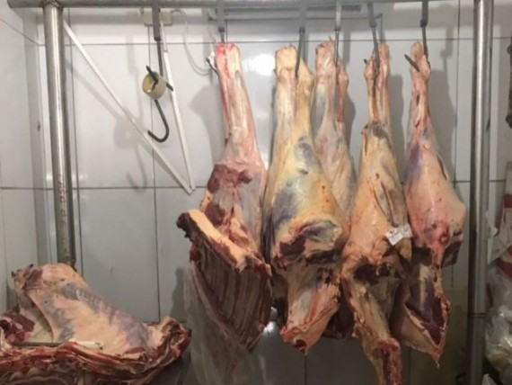 Resultado de imagem para Operação apreende 11 toneladas de carne imprópria para consumo em Goiânia