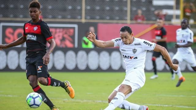 AtlÃ©tico-MG nÃ£o faz e leva castigo do VitÃ³ria no segundo tempo