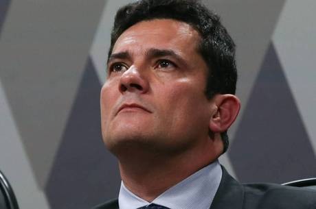 Resultado de imagem para Moro manda soltar dois ex-executivos da Odebrecht presos na Lava Jato