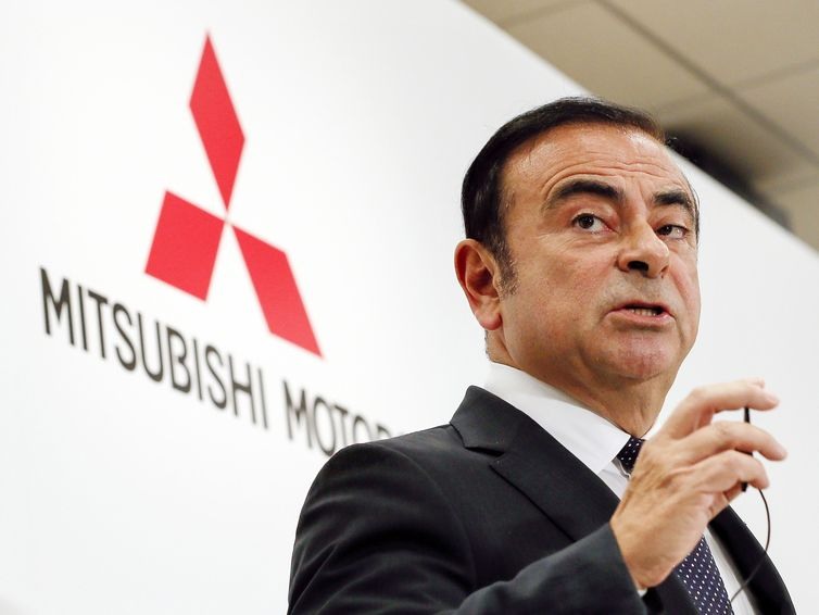 EPA9602. TOKIO (JAPÃ?N), 19/11/2018.- Foto de archivo del presidente de Nissan Motor, Carlos Ghosn, da una rueda de prensa en Tokio (JapÃ³n) el 20 de octubre de 2016. Las autoridades niponas se disponen a arrestar al presidente de Nissan Motor,