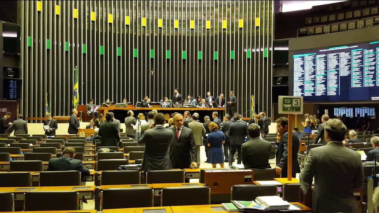 Resultado de imagem para Movimento suprapartidÃ¡rio tenta pegar carona no caso Lula para derrubar prisÃ£o a partir da 2Âª instÃ¢ncia