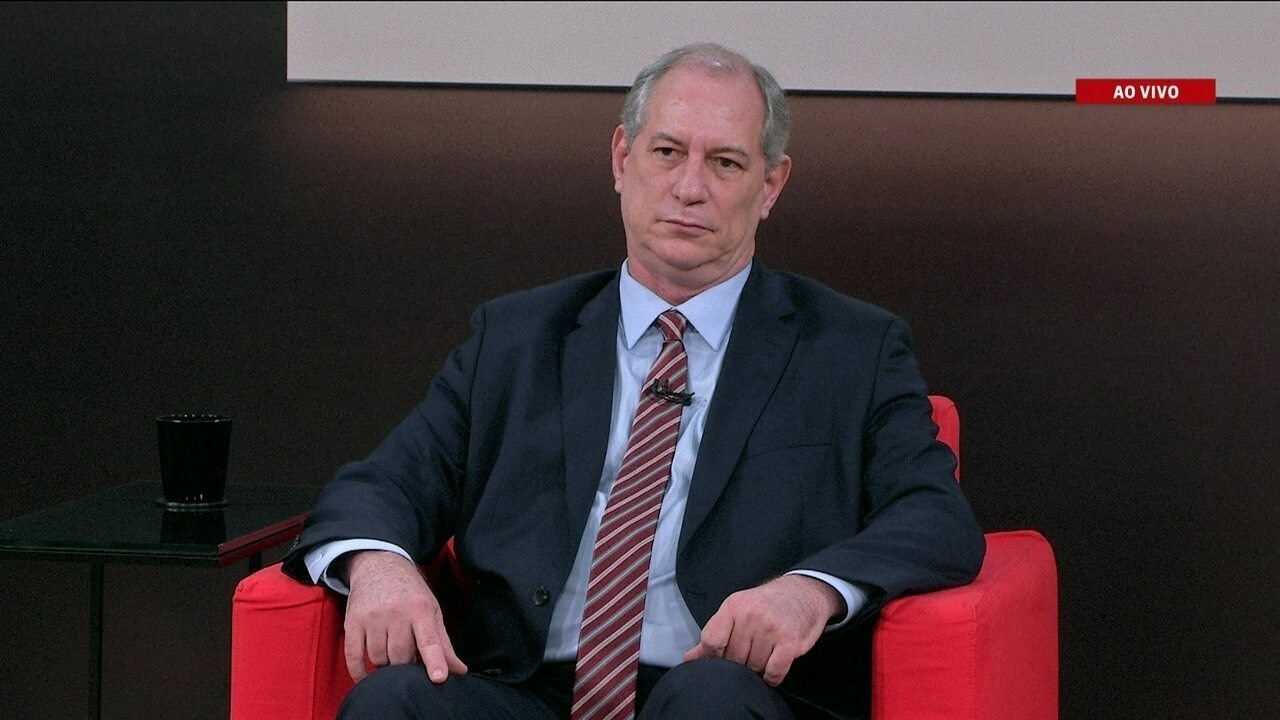 Resultado de imagem para Ciro Gomes diz ter sido 'extremamente leal' a Lula e se declara surpreso com tratamento 'hostil' do PT