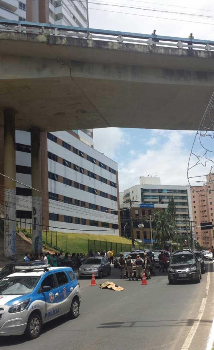 O viaduto fica localizado na Avenida Anita Garibaldi - Foto: Reprodução | WhatsApp