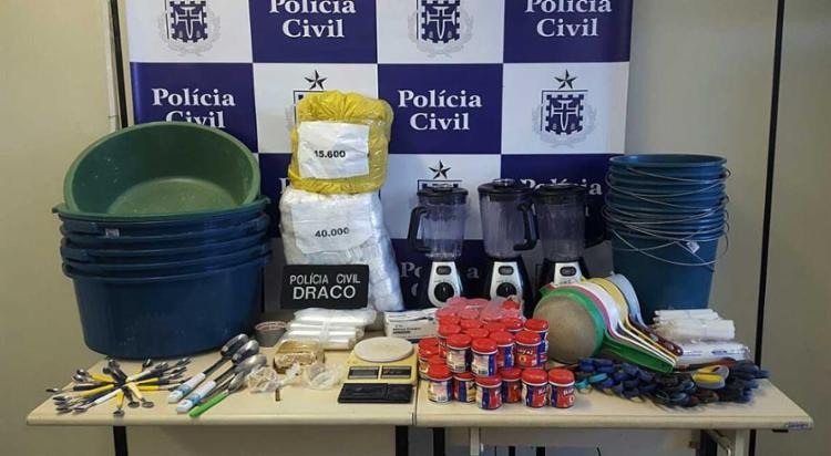 15 pessoas trabalhavam no refinamento da droga - Foto: Ascom | Polícia Civil