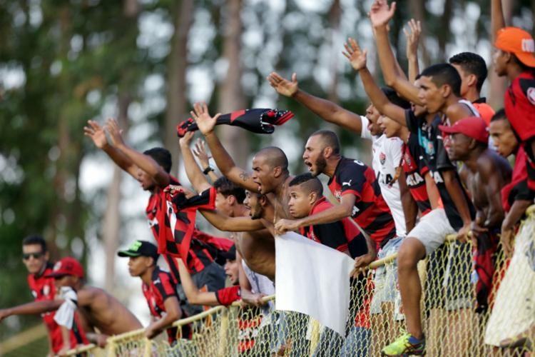 Os ingressos para o jogo estão esgotados - Foto: Raul Spinassé | Ag. A Tarde