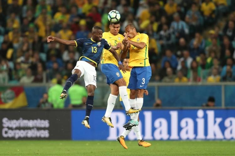 Uma das multas da CBF foi proveniente da partida entre Brasil e Equador, na Arena Grêmio - Foto: Lucas Figueiredo | CBF