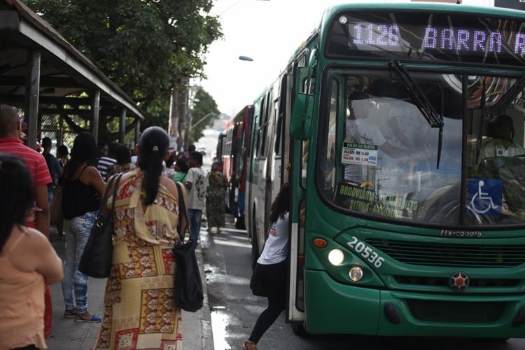 Usuários devem pagar mais caro pela tarifa no próximo mês - Foto: Joá Souza | Ag. A TARDE