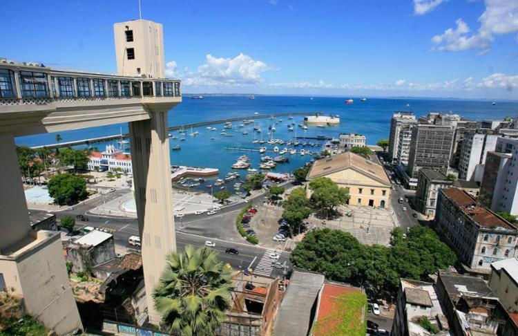 Resultado de imagem para elevador lacerda