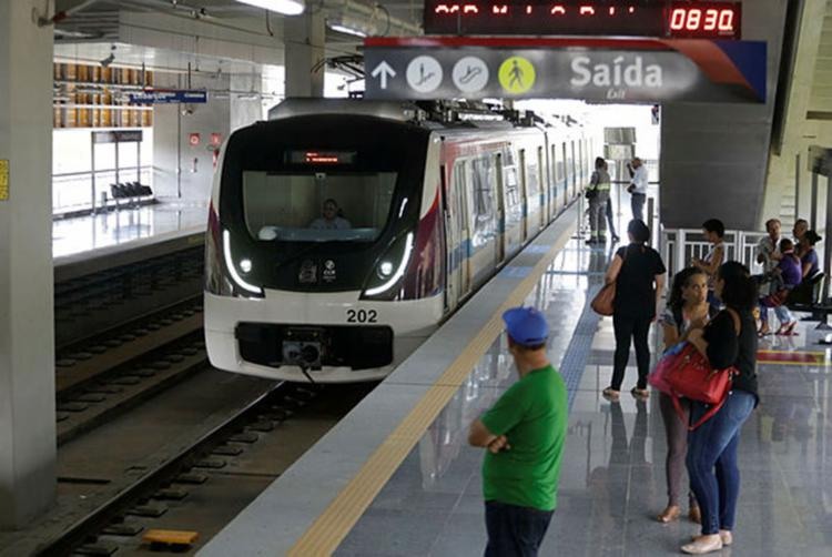 As estações de Pernambués, Imbuí, CAB e Pituaçu começaram a operar nesta terça - Foto: Raul Spinassé | Ag. A TARDE