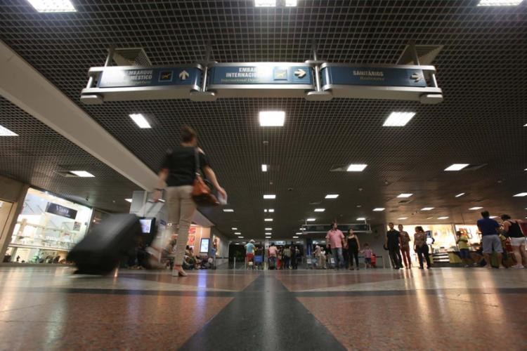 Dentre os aeroportos está o internacional de Salvador - Foto: Mila Cordeiro | Ag. A TARDE | 13.03.2017