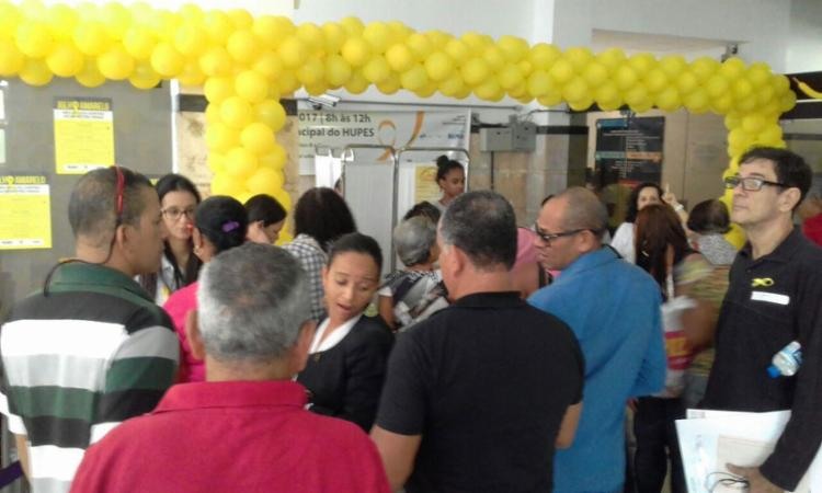 Movimento é intenso no Hospital das Clínicas para fazer teste rápido de hepatite - Foto: Joá Souza | Ag. A TARDE