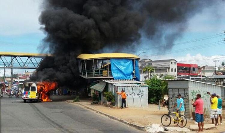 Ninguém ficou ferido no incêndio - Foto: Cidadão Repórter | Via WhatsApp