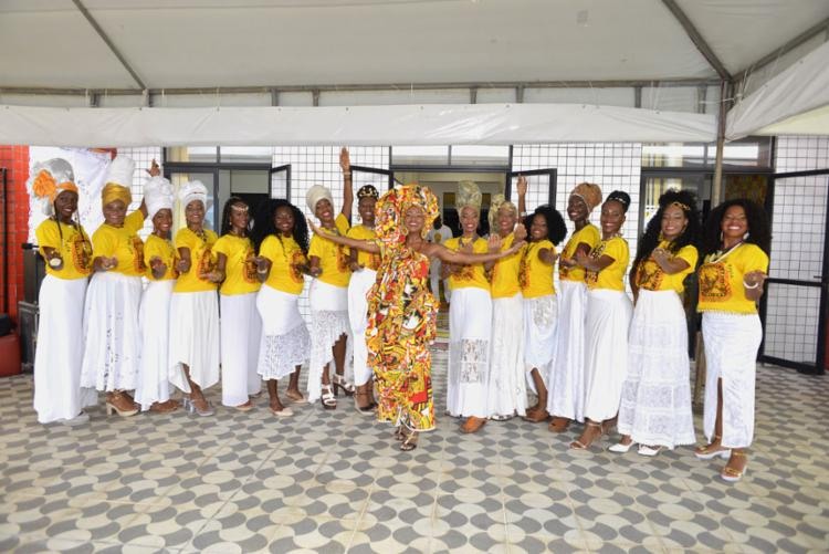 Coletiva de imprensa da 40Âª Noite da Beleza Negra, na sexta-feira, 15, reuniu as 15 candidatas que vÃ£o encarar uma maratona de apresentaÃ§Ãµes diante dos jurados e plateia da festa - Foto: Shirley Stolze l Ag. A TARDE