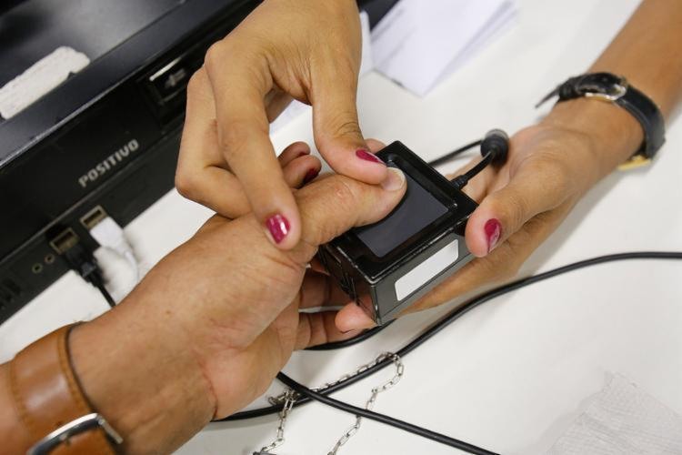 Biometria pode ser feita atÃ© 9 de maio - Foto: Margarida Neide l Ag. A TARDE l 21.11.2017