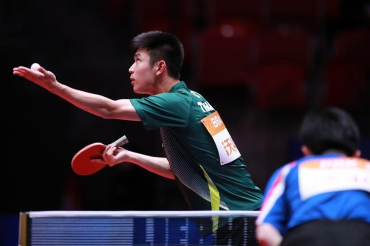 Eric Jouti enfrentou Denis Ivonin, na 455Âª colocaÃ§Ã£o - Foto: ITTF