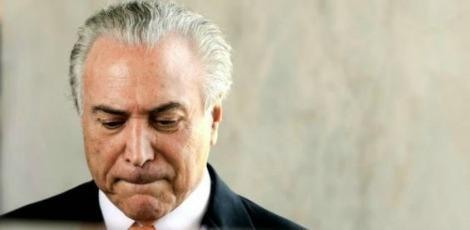 Resultado de imagem para Oposição promete apresentar às 15h o segundo pedido de impeachment de Temer