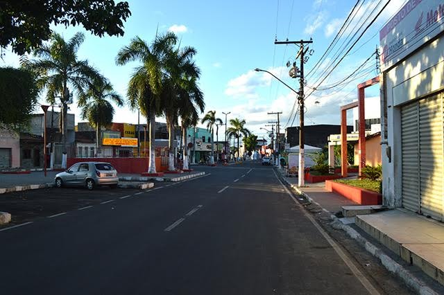 Resultado de imagem para fotos da cidade de amelia rodrigues na bahia