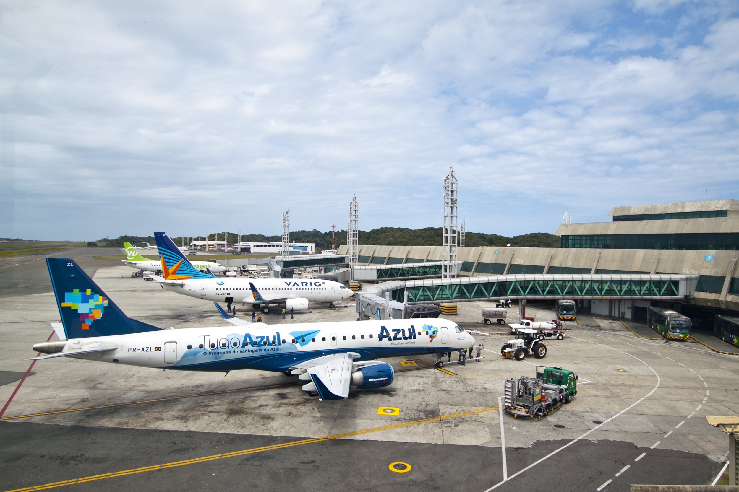 Resultado de imagem para aeroportos salvador