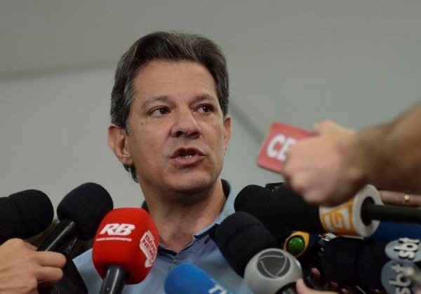 Resultado de imagem para Haddad procura Tasso Jereissati e ainda espera aceno de Ciro