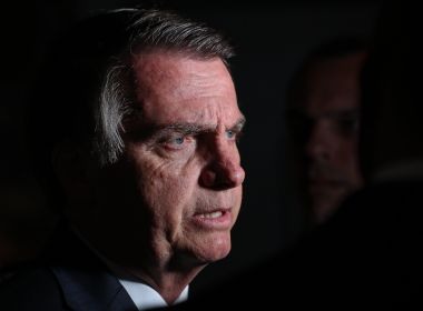 Bolsonaro admite rever polÃ­tica de preÃ§os da Petrobras 'caso nÃ£o prejudique empresa'