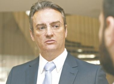 Bolsonaro nomeia braço-direito de Ramagem para comando da PF