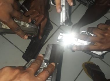 Jovens que postavam fotos de armas em redes sociais morrem em ação policial