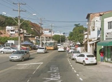 Homem morre e três ficam feridos em tiroteio no Bate Facho