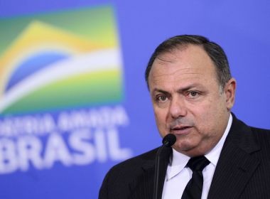 Pazuello alega problemas de saúde e pede para deixar ministério, diz jornal