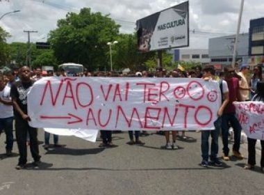 Camaçari: Justiça suspende aumento do salário dos vereadores