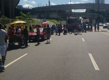 Torcedores do Sport interrompem tráfego por falta de ingressos para final do Nordestão